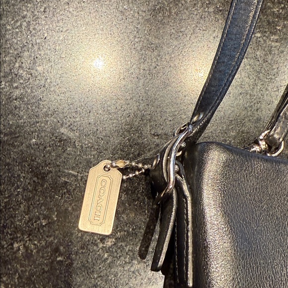 Coach mini, Black, vintage shoulder bag purse, 8”x 5”. - Picture 3 of 6
